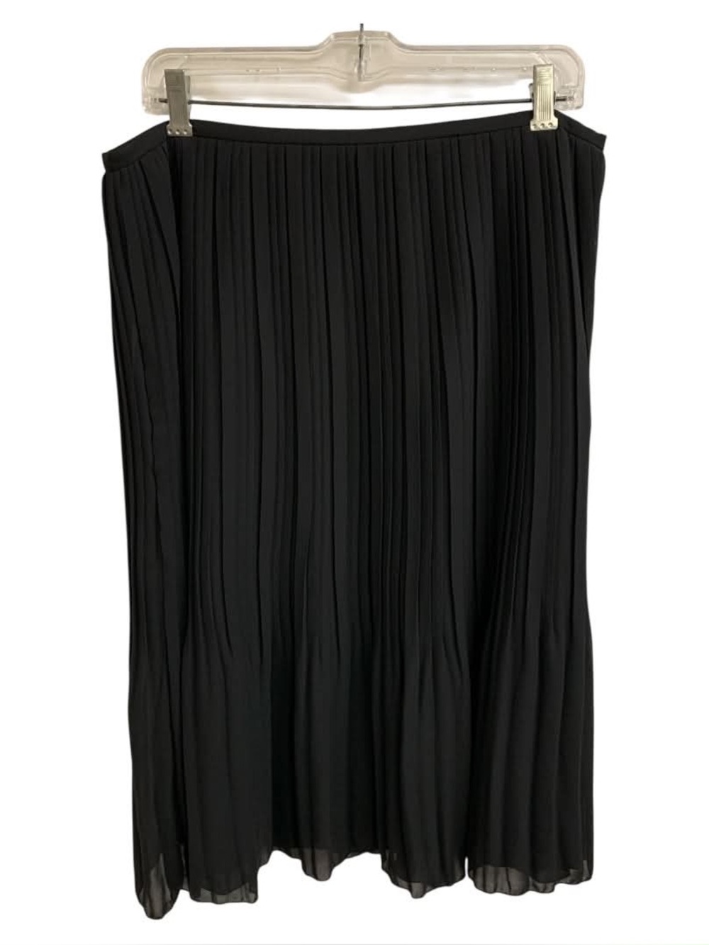 Peter Nygard Black Pleated Midi Skirt Size L